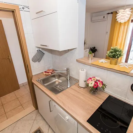 Seaview Slavica Apartman Brela